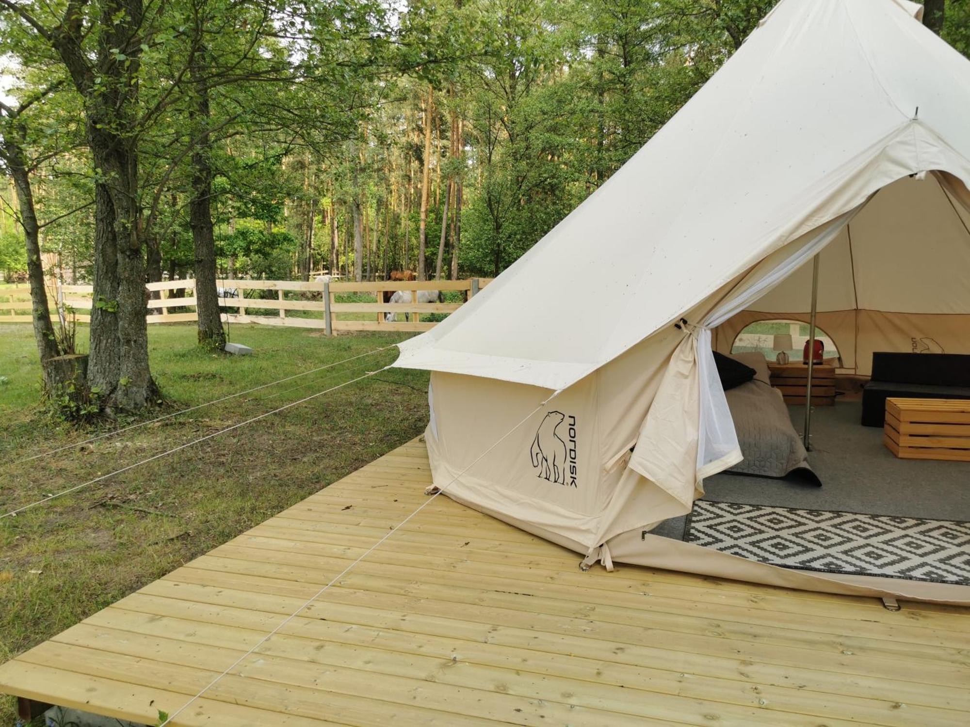 Hotel Glamping Kaliska Łochów Exteriér fotografie